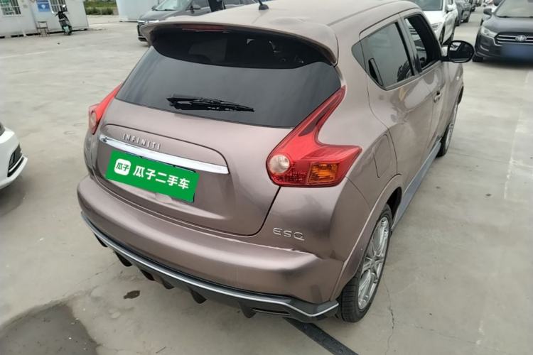 Used Infiniti ESQ 2014 1.6L Spontaneous Edition Rear Right 45 Deg