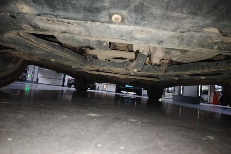 Used Infiniti ESQ 2014 1.6L Spontaneous Edition Chassis Front