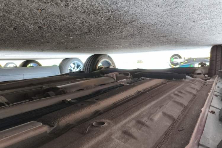Used Infiniti ESQ 2014 1.6L Spontaneous Edition Chassis Front Right