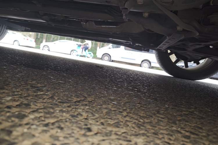 Used Infiniti ESQ 2014 1.6L Spontaneous Edition Chassis Front Right