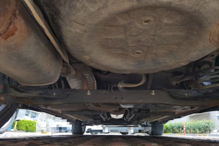 Used Infiniti ESQ 2014 1.6L Spontaneous Edition Chassis Rear