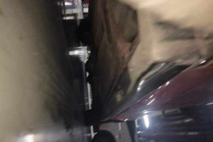 Used Infiniti ESQ 2014 1.6L Spontaneous Edition Chassis Rear Right