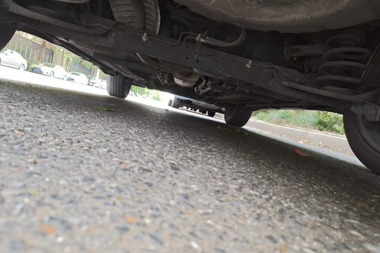 Used Infiniti ESQ 2014 1.6L Spontaneous Edition Chassis Rear