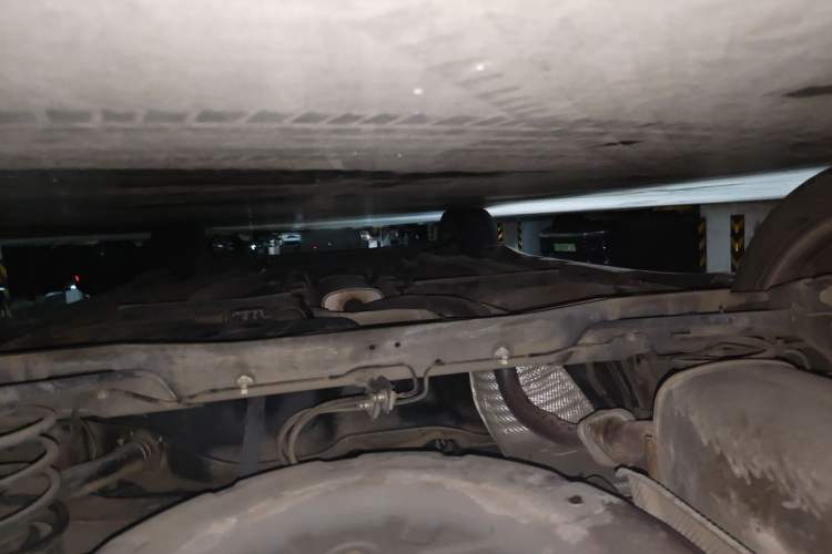 Used Infiniti ESQ 2014 1.6L Spontaneous Edition Chassis Rear