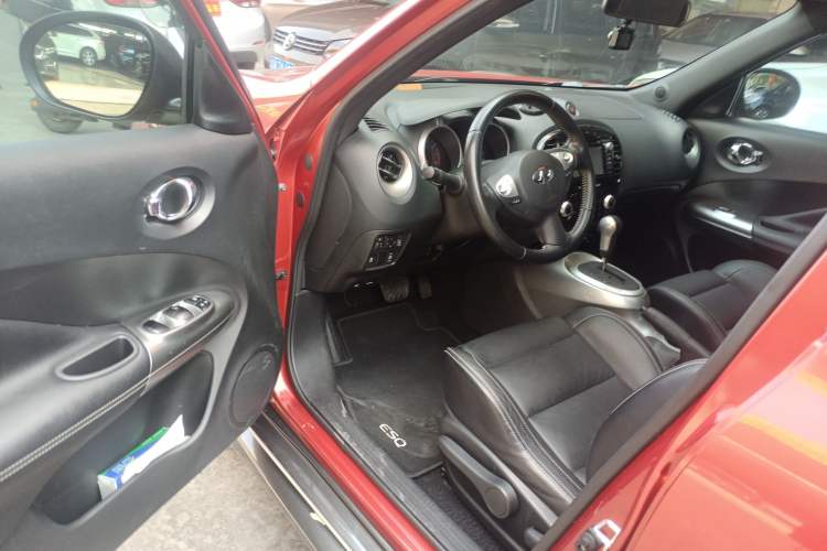 Used Infiniti ESQ 2014 1.6T Dynamic Edition Driver Seat
