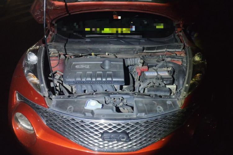 Used Infiniti ESQ 2014 1.6L Spontaneous Edition Engine Bay