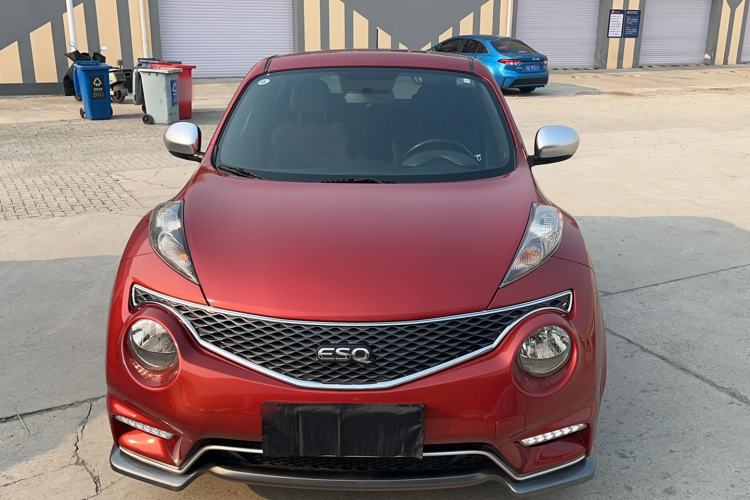 Used Infiniti ESQ 2014 1.6L Spontaneous Edition Exterior 1