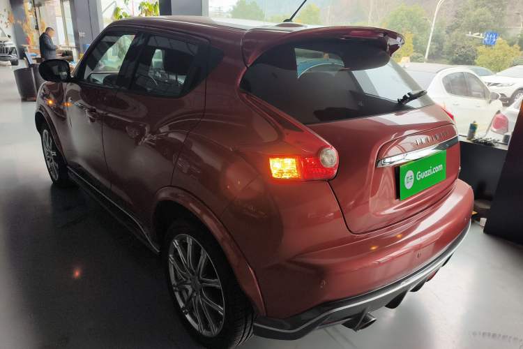 Used Infiniti ESQ 2014 1.6L Spontaneous Edition Exterior 2