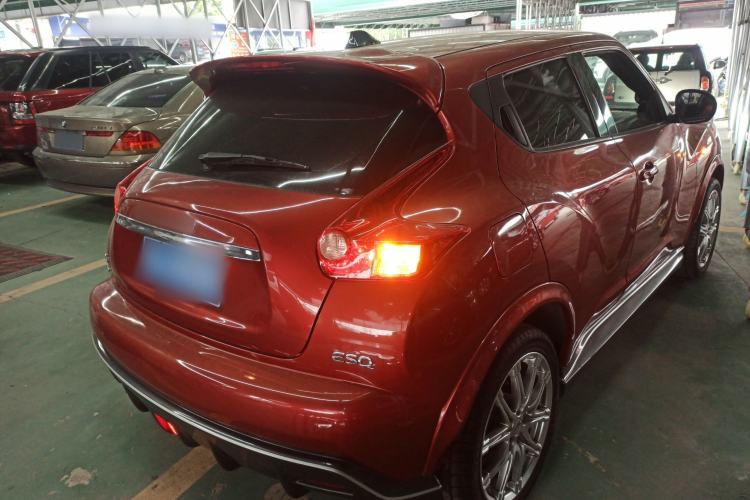 Used Infiniti ESQ 2014 1.6L Spontaneous Edition Exterior 2