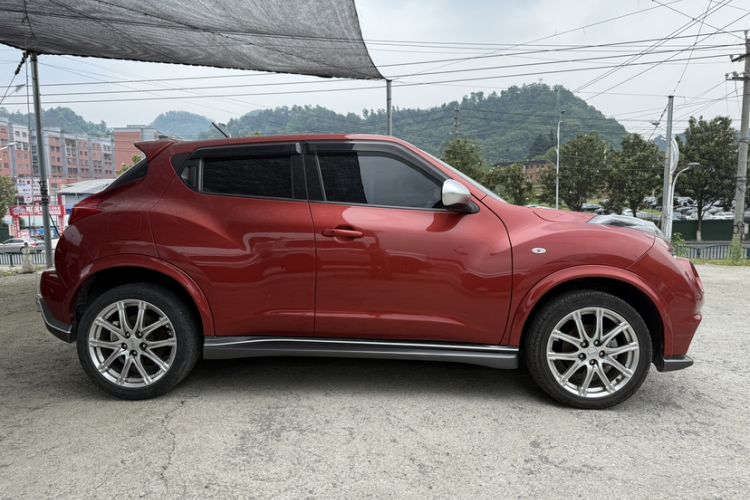 Used Infiniti ESQ 2014 1.6L Spontaneous Edition Exterior 2