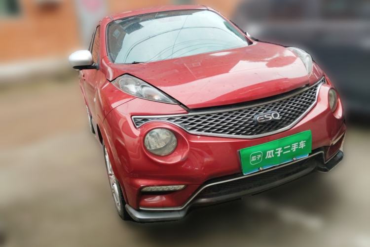 Used Infiniti ESQ 2014 1.6L Spontaneous Edition Exterior 2