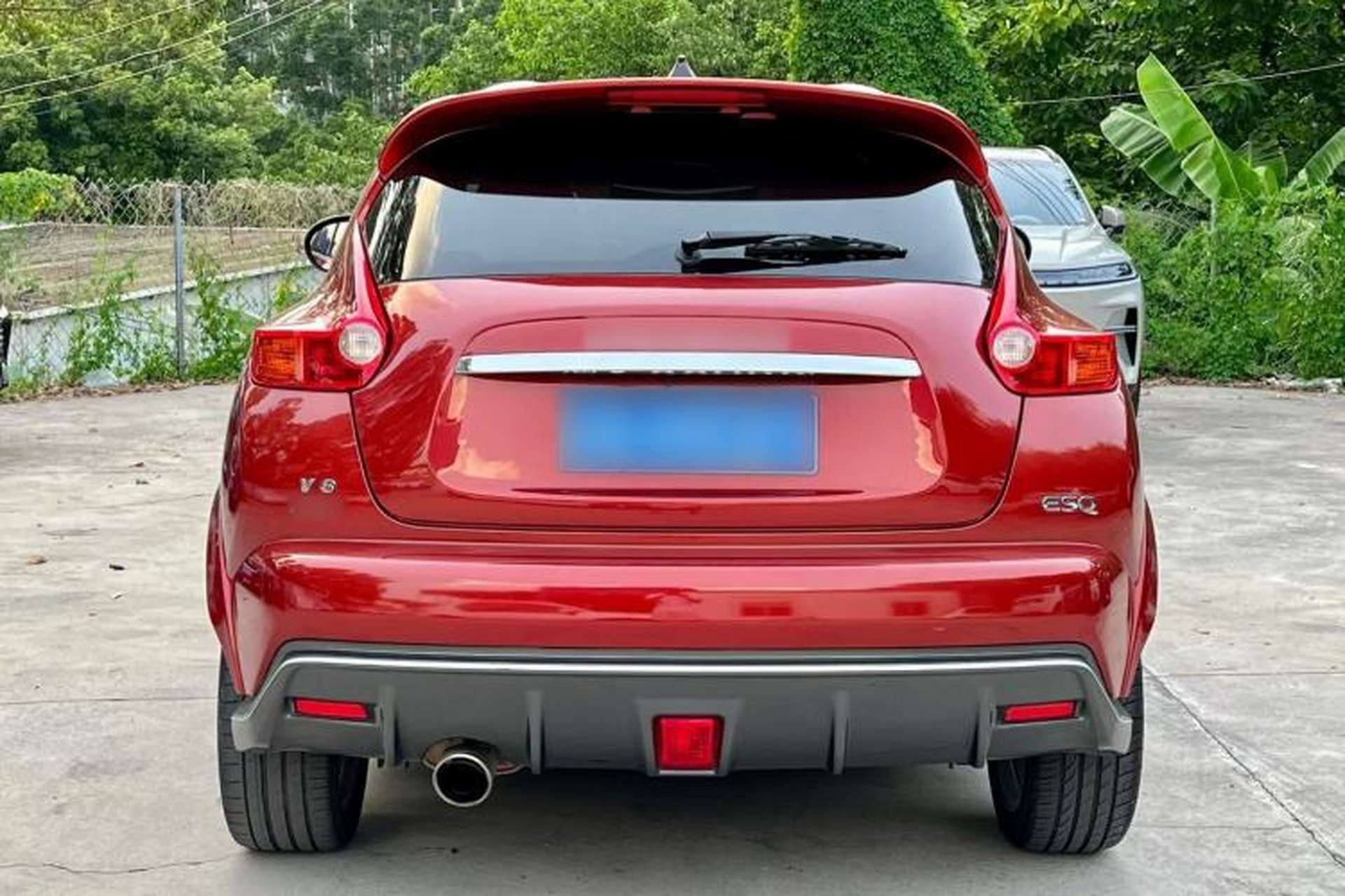 Used Infiniti ESQ 2014 1.6L Spontaneous Edition Exterior 5