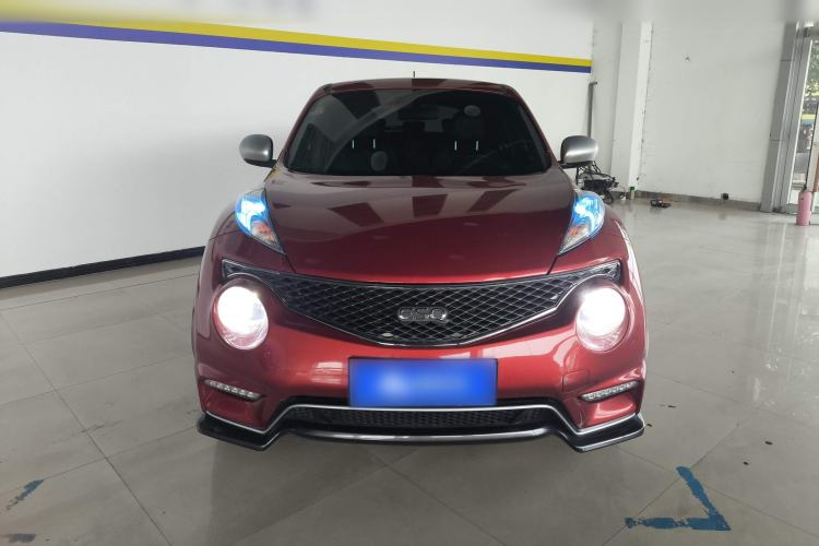 Used Infiniti ESQ 2014 1.6L Luxury Edition Front