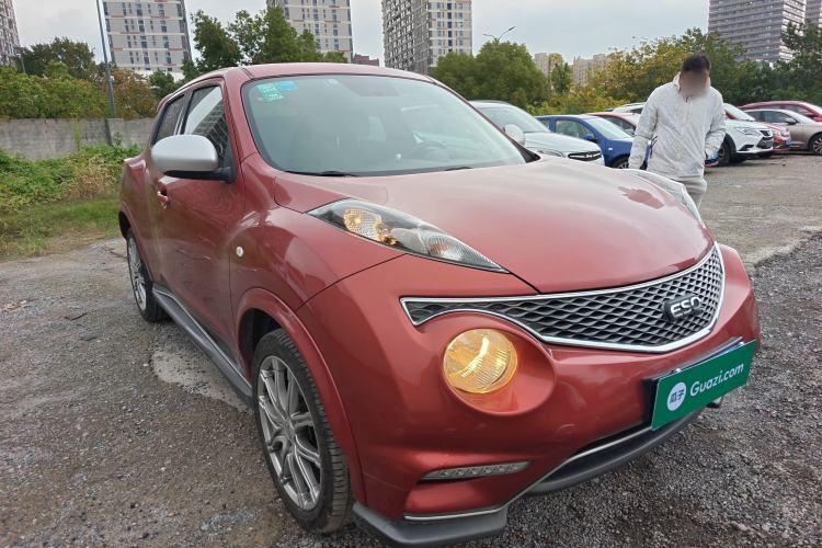 Used Infiniti ESQ 2014 1.6L Spontaneous Edition Front Right 45 Deg
