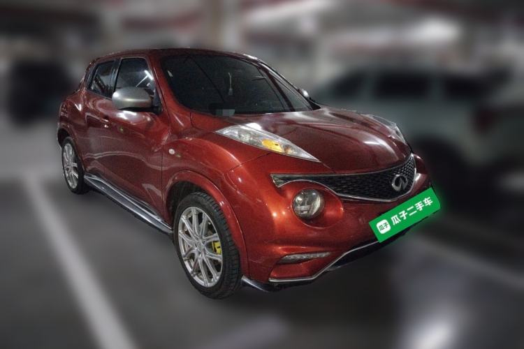 Used Infiniti ESQ 2014 1.6L Spontaneous Edition Front Right 45 Deg