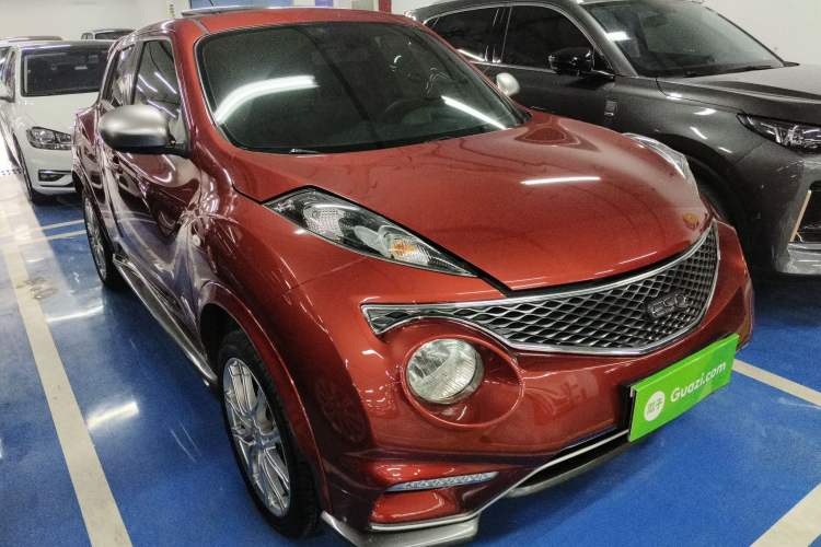 Used Infiniti ESQ 2014 1.6L Spontaneous Edition Front Right 45 Deg