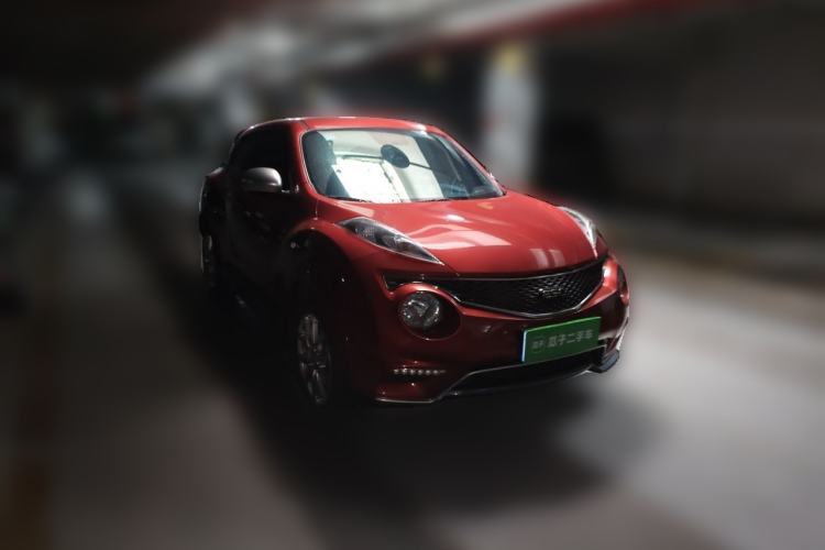 Used Infiniti ESQ 2014 1.6L Spontaneous Edition Front Right 45 Deg