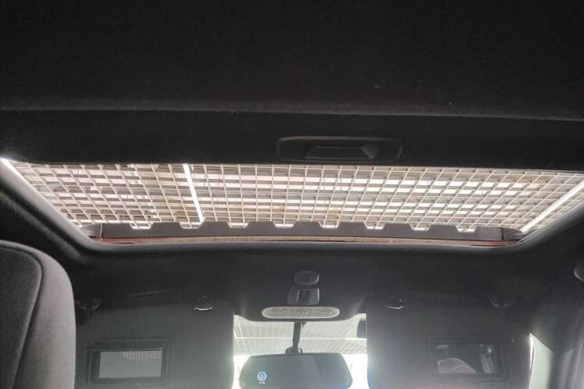 Used Infiniti ESQ 2014 1.6L Spontaneous Edition Headliner