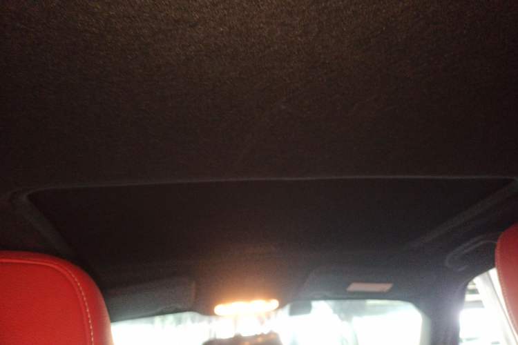 Used Infiniti ESQ 2014 1.6L Spontaneous Edition Headliner