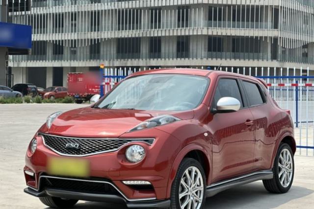Used Infiniti ESQ 2014 1.6L Spontaneous Edition
