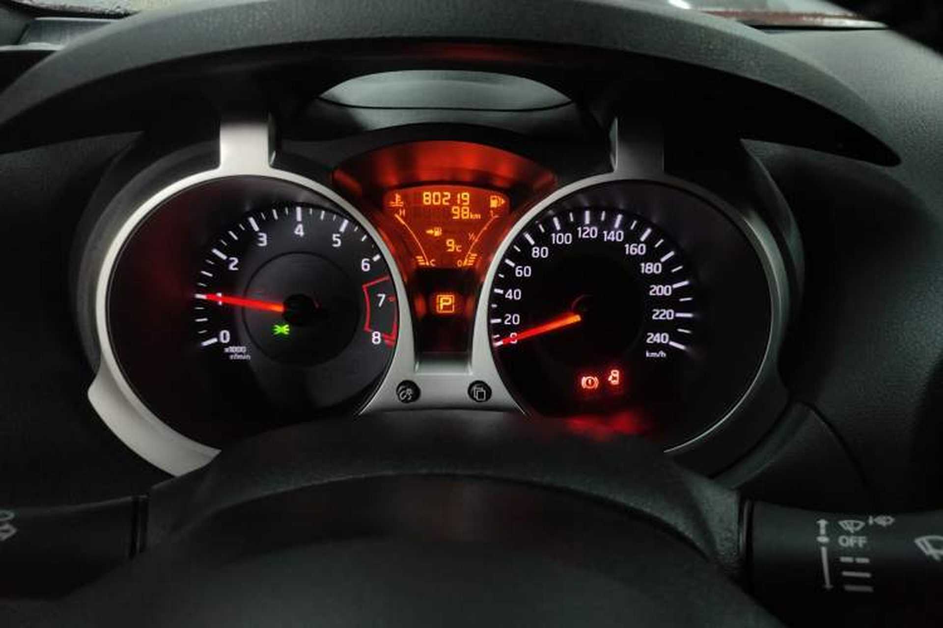 Used Infiniti ESQ 2014 1.6L Spontaneous Edition Instrument Cluster