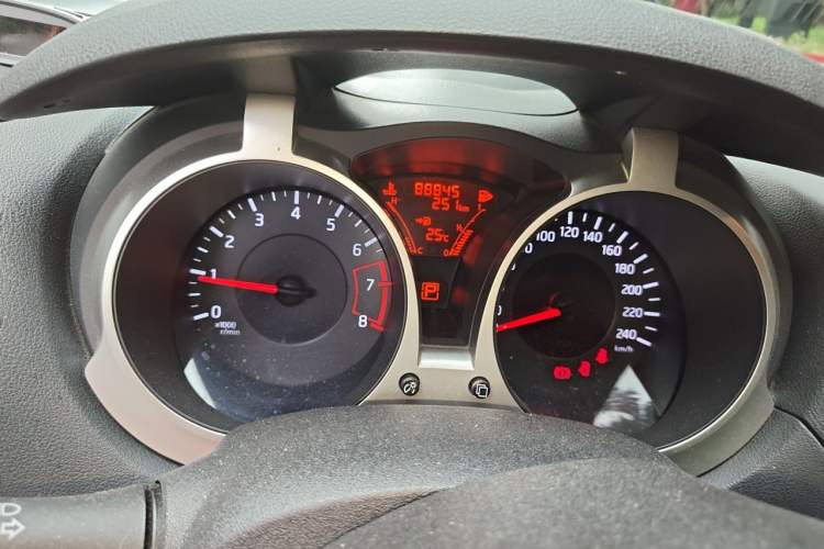 Used Infiniti ESQ 2014 1.6L Spontaneous Edition Instrument Cluster