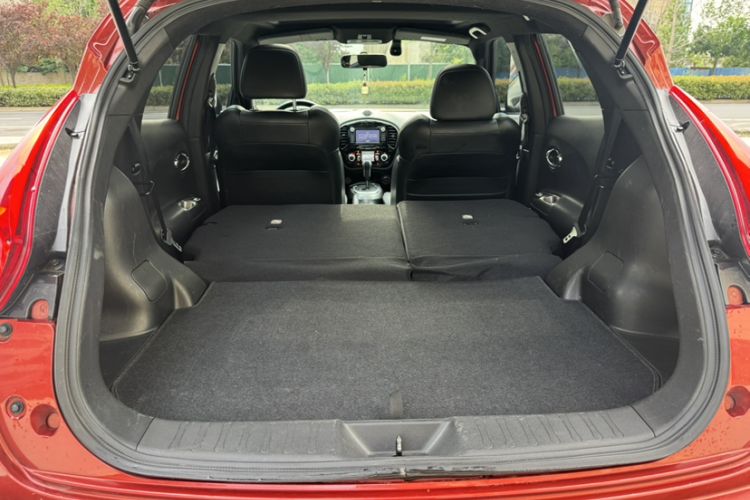 Used Infiniti ESQ 2014 1.6T Dynamic Edition Interior 1