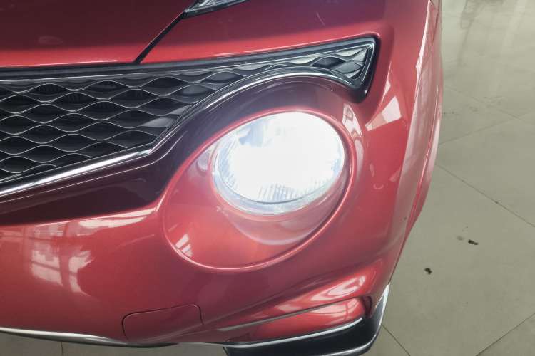 Used Infiniti ESQ 2014 1.6L Luxury Edition Left Front Headlight