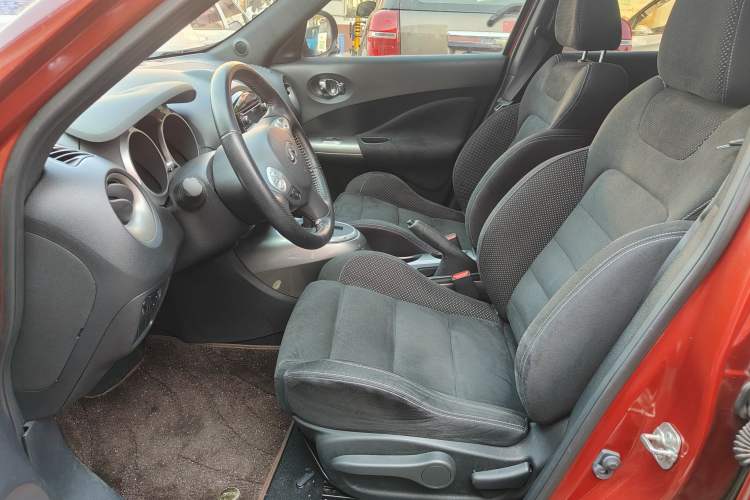 Used Infiniti ESQ 2014 1.6L Spontaneous Edition Left Front Seat