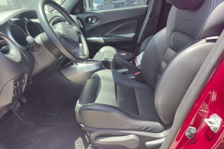 Used Infiniti ESQ 2014 1.6L Luxury Edition Left Front Seat