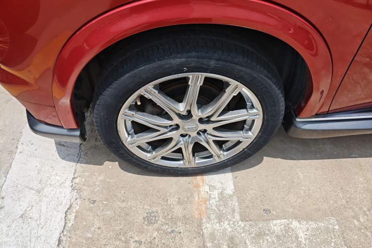 Used Infiniti ESQ 2014 1.6L Luxury Edition Left Front Wheel Hub