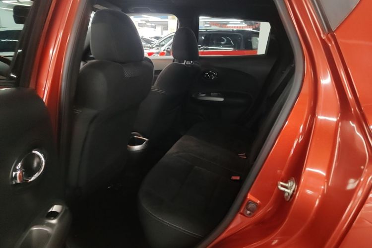 Used Infiniti ESQ 2014 1.6L Spontaneous Edition Left Rear Seat