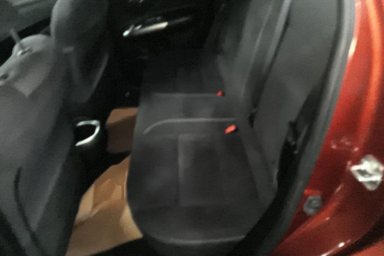 Used Infiniti ESQ 2014 1.6L Spontaneous Edition Left Rear Seat