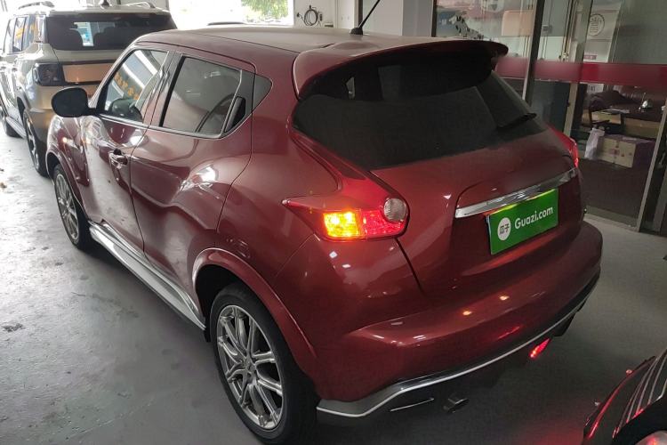 Used Infiniti ESQ 2014 1.6L Spontaneous Edition Left Side