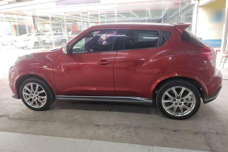 Used Infiniti ESQ 2014 1.6L Spontaneous Edition Left Side