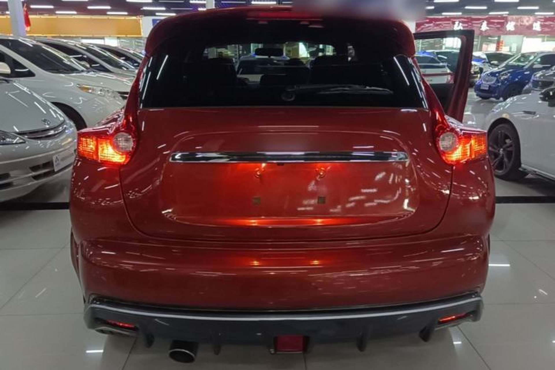 Used Infiniti ESQ 2014 1.6L Luxury Edition Rear