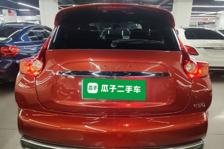 Used Infiniti ESQ 2014 1.6L Spontaneous Edition Rear