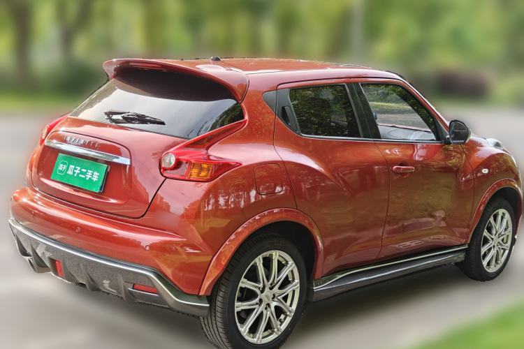Used Infiniti ESQ 2014 1.6L Spontaneous Edition Rear Right 45 Deg