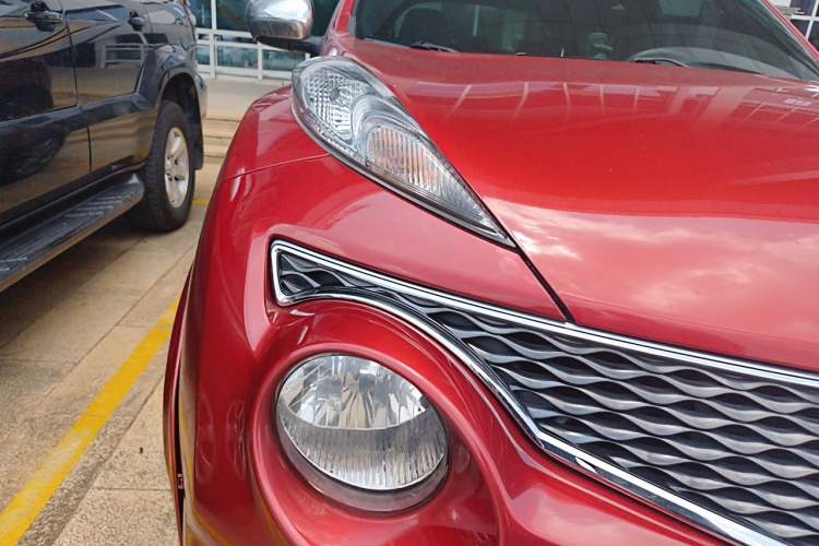 Used Infiniti ESQ 2014 1.6L Luxury Edition Right Front Headlight