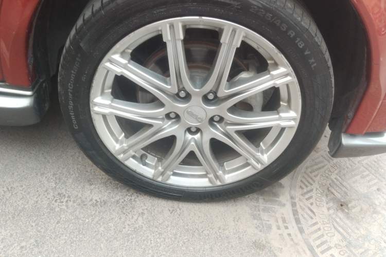 Used Infiniti ESQ 2014 1.6T Dynamic Edition Right Front Wheel Hub