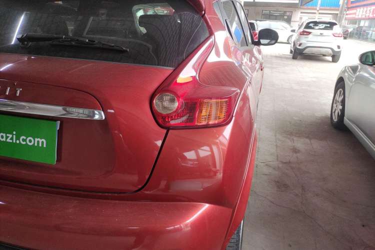 Used Infiniti ESQ 2014 1.6L Spontaneous Edition Right Rear Taillight