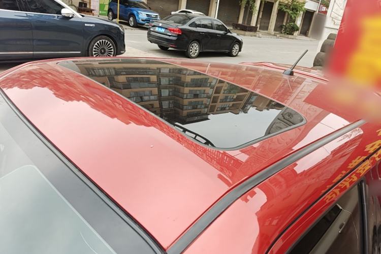 Used Infiniti ESQ 2014 1.6L Spontaneous Edition Roof