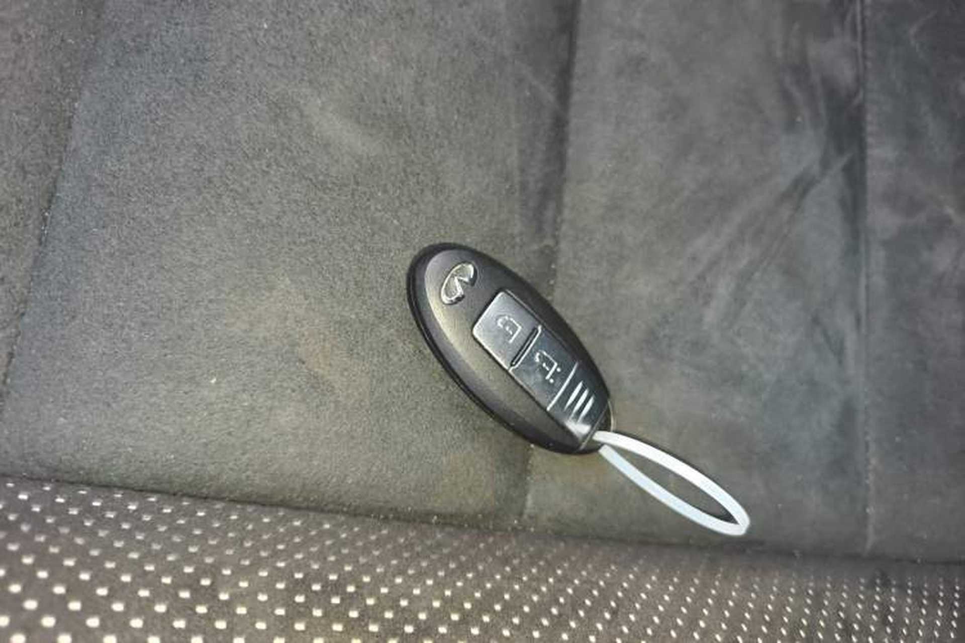 Used Infiniti ESQ 2014 1.6L Spontaneous Edition Vehicle Key