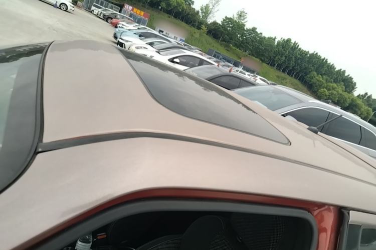 Used Infiniti ESQ 2014 1.6L Spontaneous Edition Roof