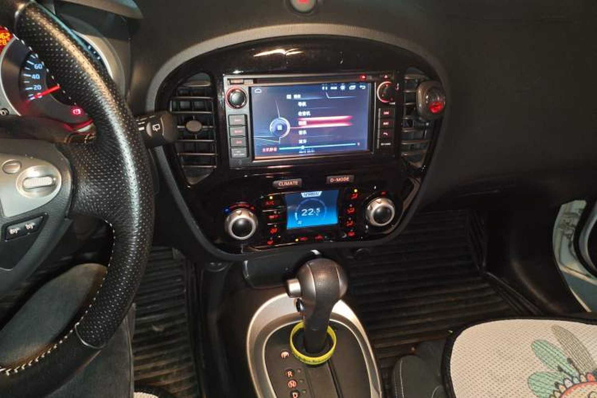 Used Infiniti ESQ 2014 1.6L Spontaneous Edition Audio And AC Panel