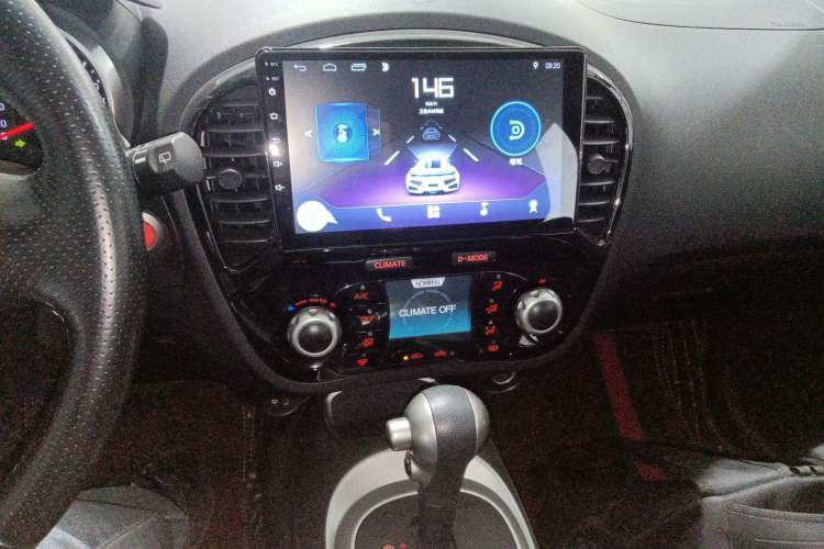 Used Infiniti ESQ 2014 1.6L Spontaneous Edition Audio And AC Panel