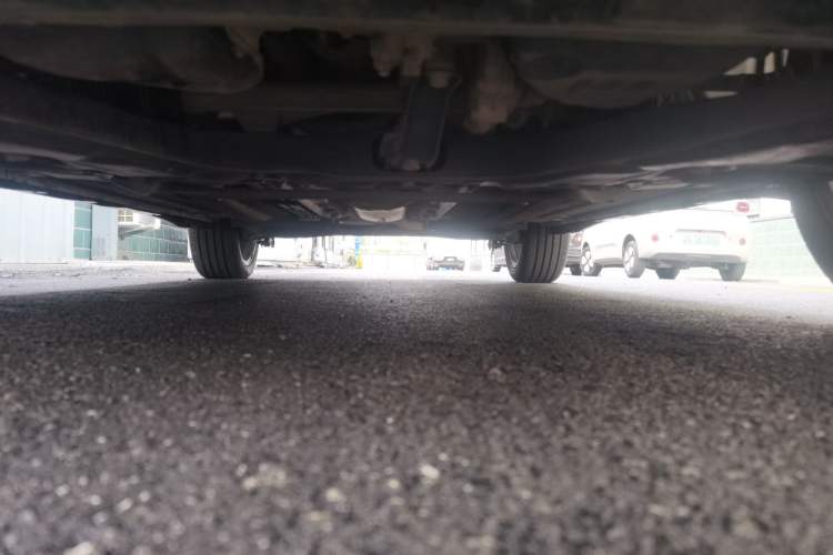 Used Infiniti ESQ 2014 1.6L Spontaneous Edition Chassis Front