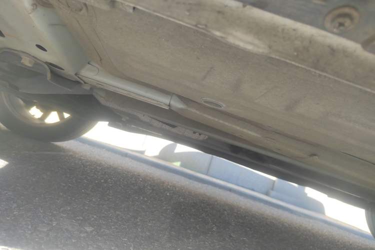 Used Infiniti ESQ 2014 1.6L Spontaneous Edition Chassis Front Left