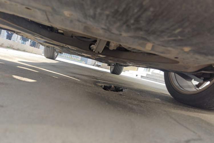 Used Infiniti ESQ 2014 1.6L Spontaneous Edition Chassis Front