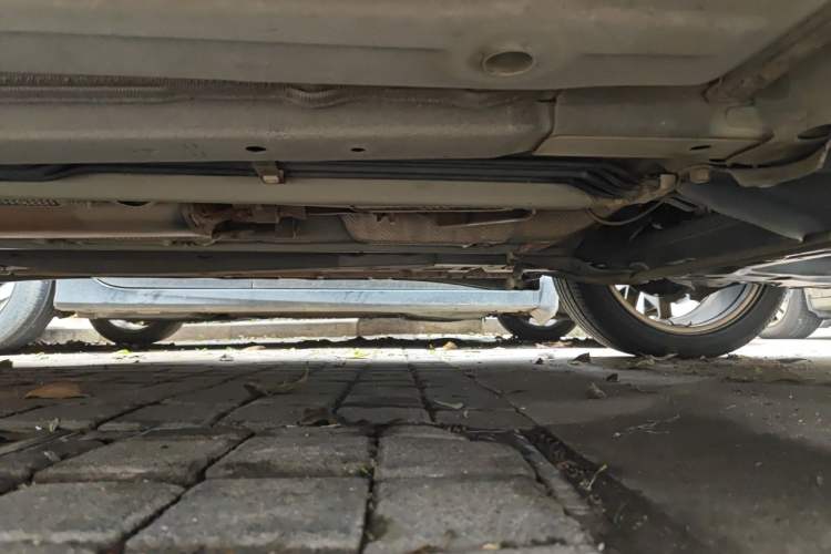 Used Infiniti ESQ 2014 1.6L Spontaneous Edition Chassis Front Right